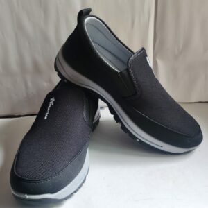 cna trop slip on
